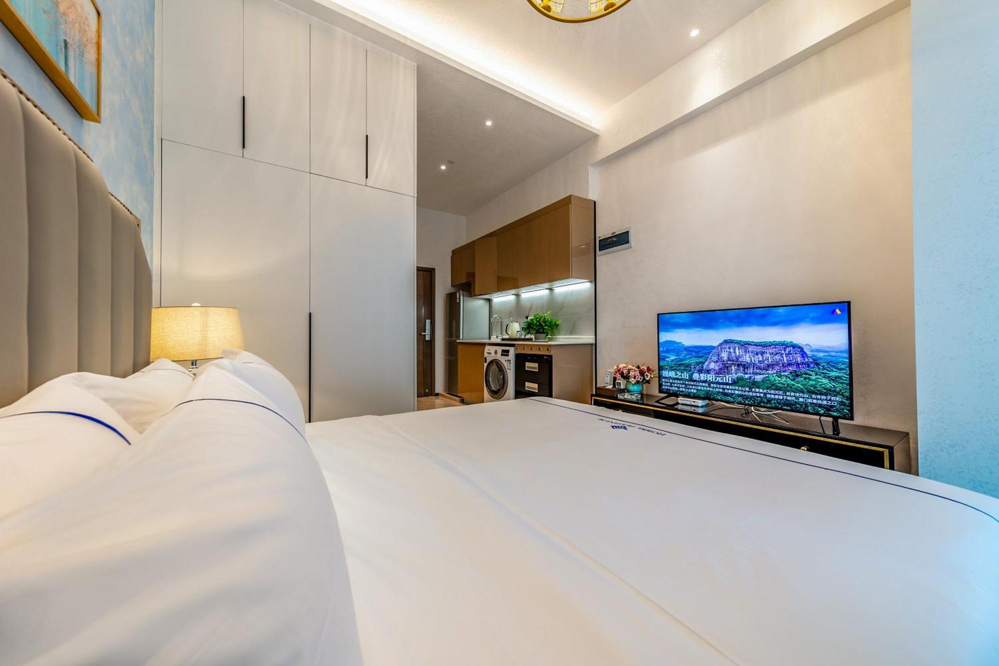 Boruisi Plaza Residence Apartment - Shenzhen Futian Convention & Exhibition Center Exteriör bild